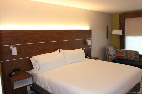 Holiday Inn Express & Suites MISSISSAUGA-TORONTO SOUTHWEST
